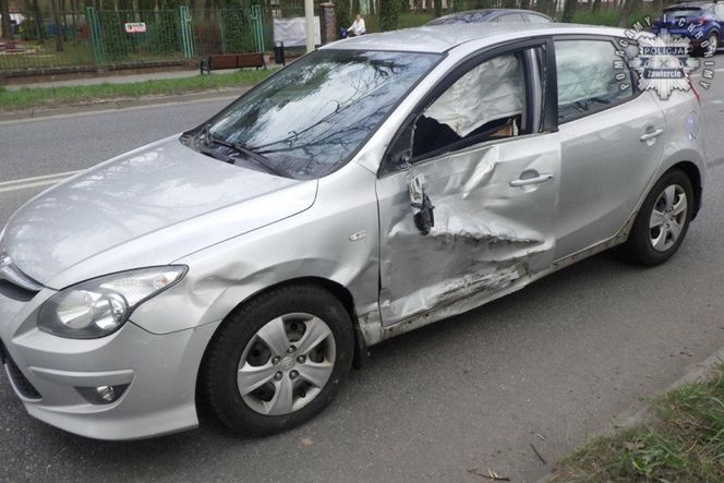 Chciała skręcić przed karetką na sygnale. Sama trafiła do szpitala