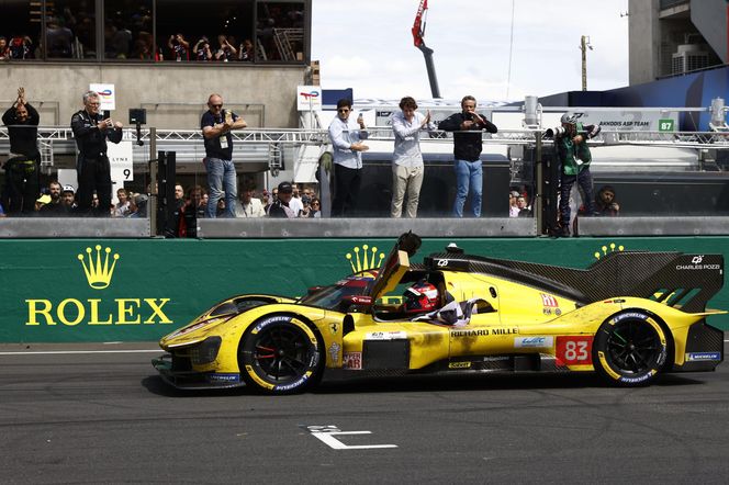 Taki zegarek dostał Robert Kubica za wygranie Le Mans