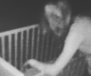 Sceny jak z horroru? Elektroniczne nianie polecają