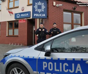 Dramatyczne chwile w Gołkowicach. Policjanci uratowali życie 17-latka. Miał zawał