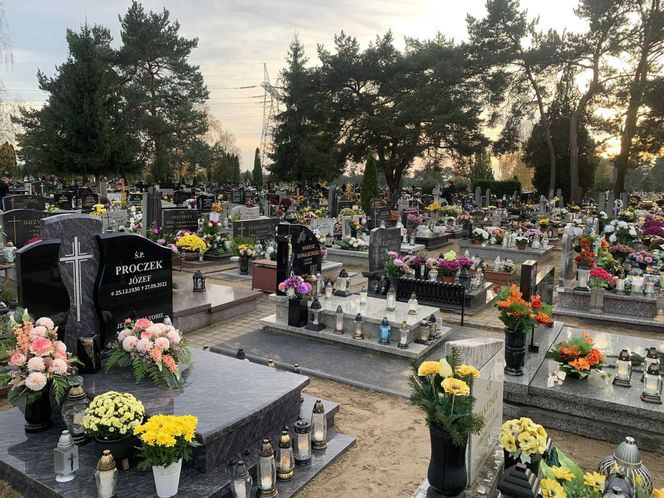 Cmentarz w Bydgoszczy - 1 listopada