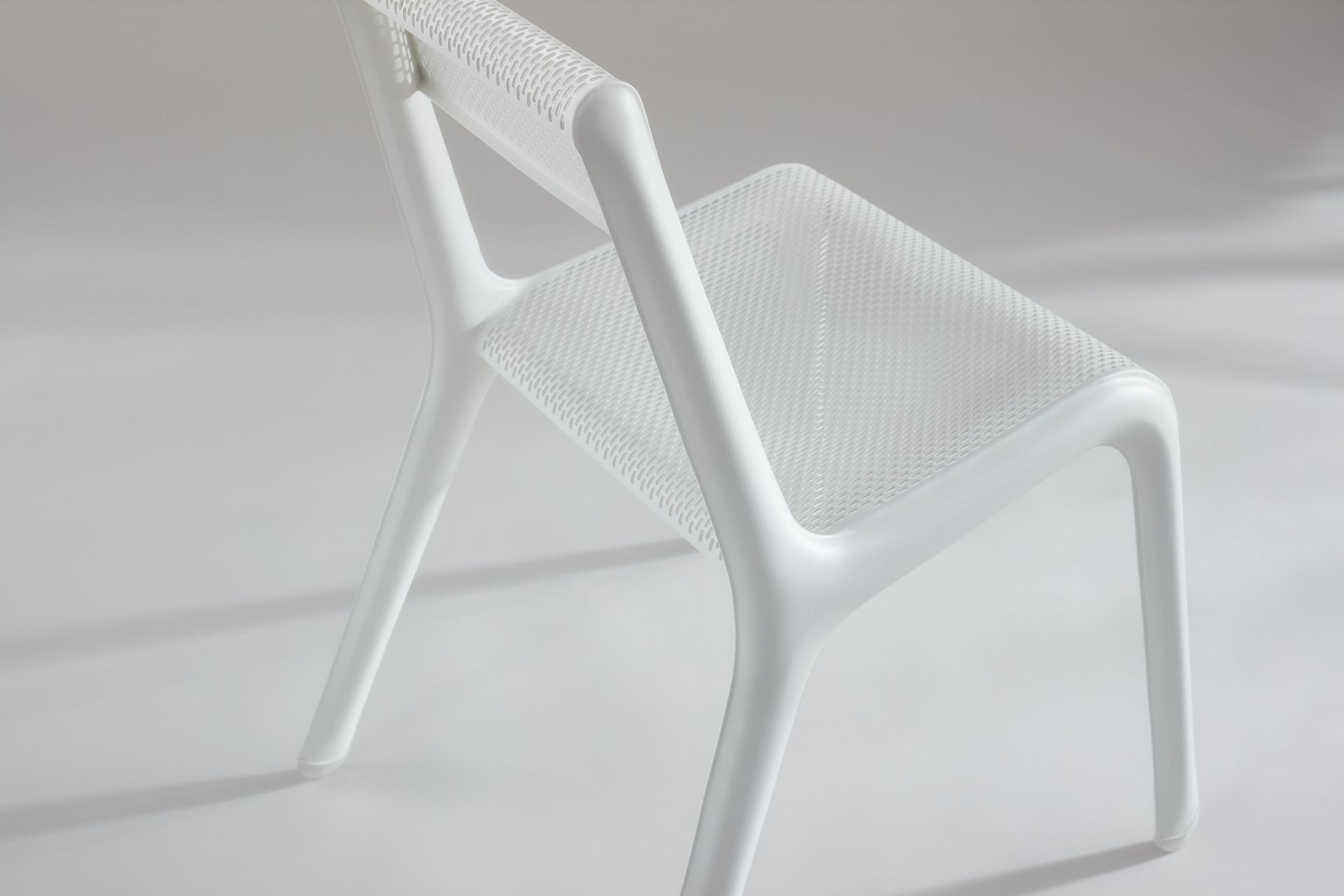 Krzesło Ultraleggera Oskara Zięty