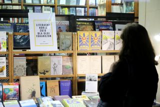 Polska powieść wyróżniona przez brytyjski dziennik The Guardian. To ulubiona książka Duy Lipy! 