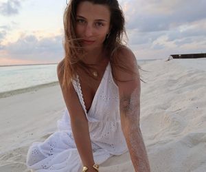 Luksusowa Julia Wieniawa na wakacjach za kilkadziesiąt tysięcy złotych. Wiemy, ile wydała