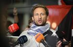 Poseł Sterczewski wrócił do Polski