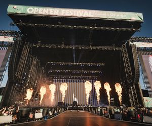Open’er Festival 2025 - harmonogram koncertów. Kto kiedy występuje? Na której scenie?