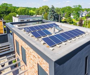 Fotowoltaika i magazyny energii. Jak optymalnie wykorzystać w domu