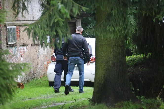 Koszmar w Janikach Wielkich. Syn zamordował rodziców