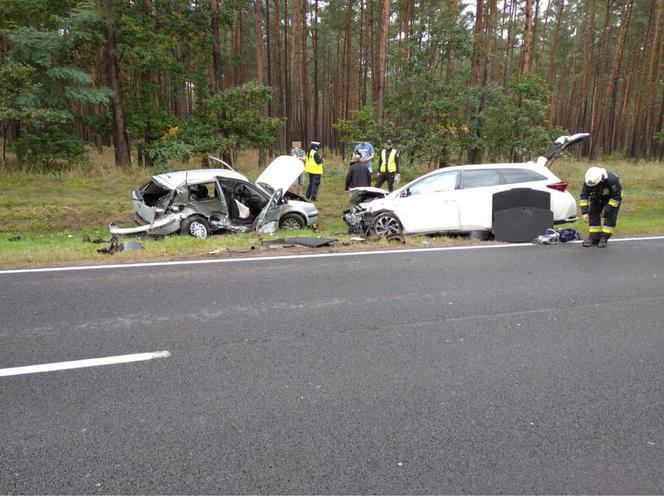 Wypadek na DK 10 w Przyłubiu! TRZY osoby poszkodowane! [ZDJĘCIA] 