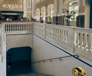  Canfranc Estación, Hiszpania. Dawny dworzec kolejowy zamienił się w luksusowy hotel