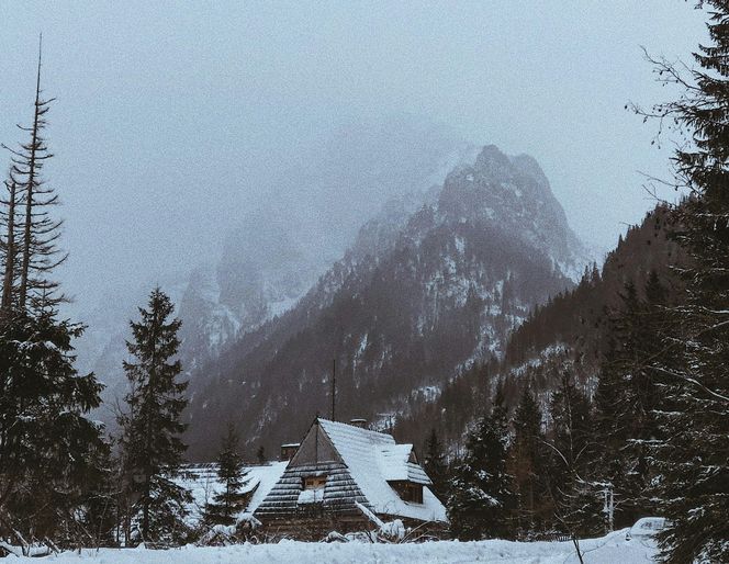 Schronisko PTTK nad Morskim Okiem