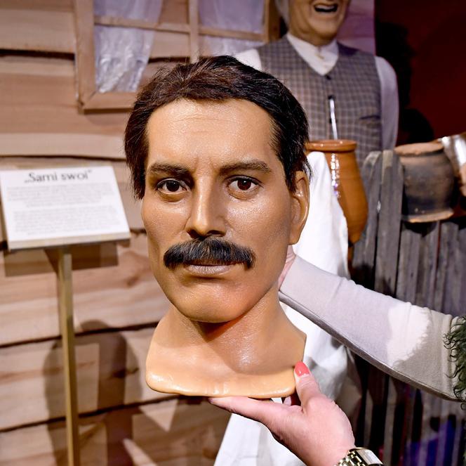 Freddie Mercury odzyskał skradzioną głowę