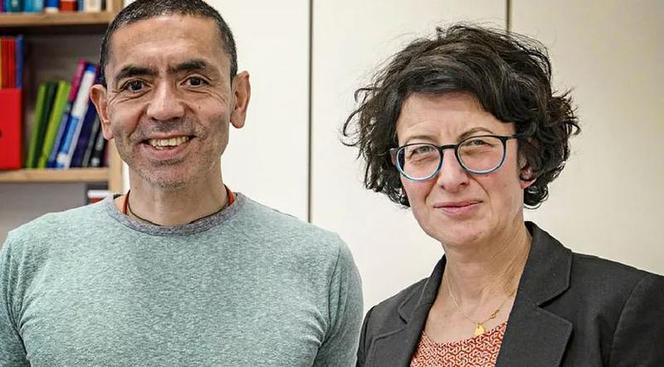Ugur Sahin i Oezlem Tuereci Ta para naukowców stworzyła szczepionkę. Są tak zapracowani, że w przerwie wzięli ślub 