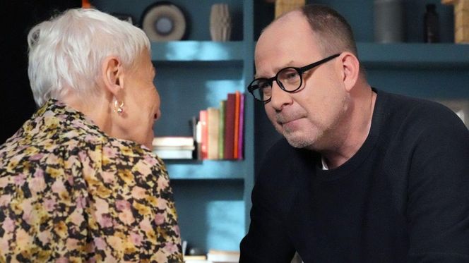 Barwy szczęścia odc. 3181. Krystyna Złota (Hanna Bieluszko), Marek (Marcin Perchuć)