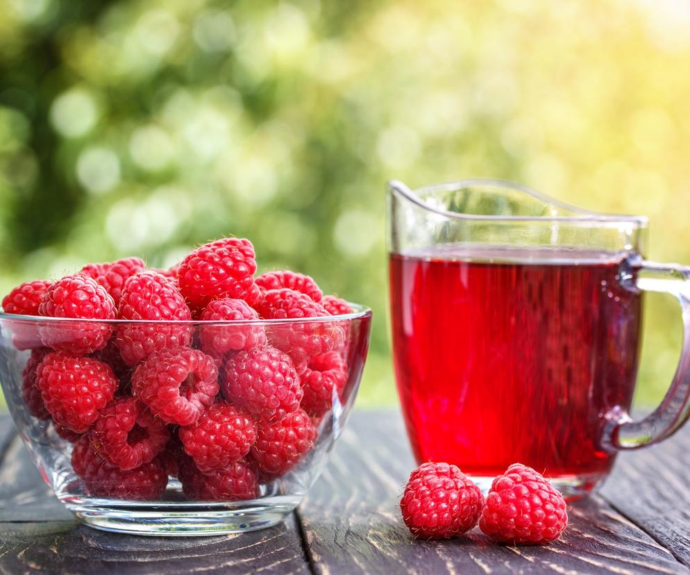 Wyciskany sok malinowy - przepis na domowy sok z malin