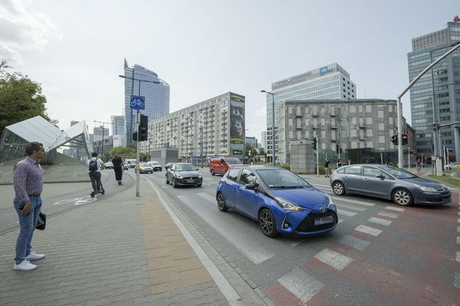 To najbardziej niebezpieczne ulice w Warszawie. Tu najczęściej dochodzi do tragedii