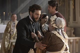 Matylda odc. 5. Robert Boden (Kamil Szeptycki), służąca Felicja (Aldona Jankowska)