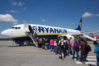 Ryanair przenosi samoloty do Polski. Czy polscy piloci dostaną pracę?