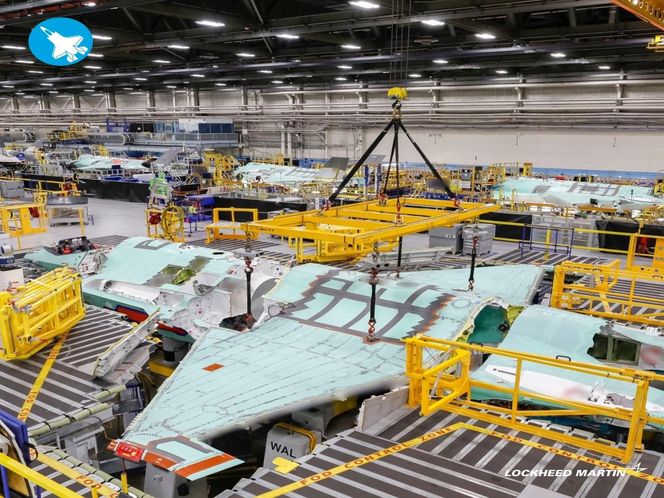 Pierwszy fiński F-35 na linii montażowej