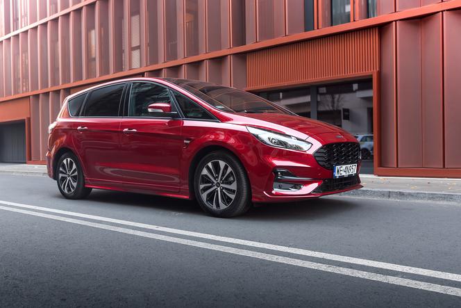 Ford S-MAX Hybrid ST-Line