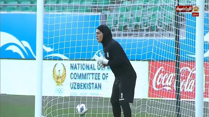 Kobieca piłka nożna. Bramkarka Iranu jest MĘŻCZYZNĄ?! Jordańska federacja chce śledztwa!