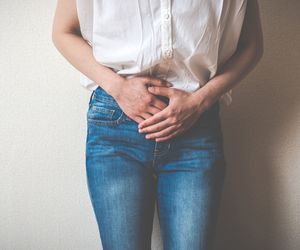 Wzdęty brzuch i gazy – przyczyny. O czym świadczą wzdęcia brzucha i gazy?