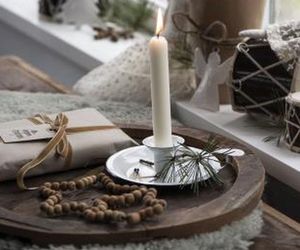 Domowe akcesoria emaliowane