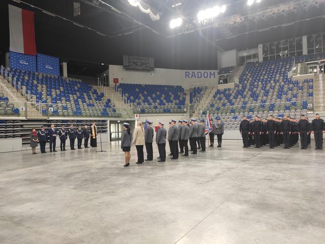 Zaprzysiężenie nowych policjantów