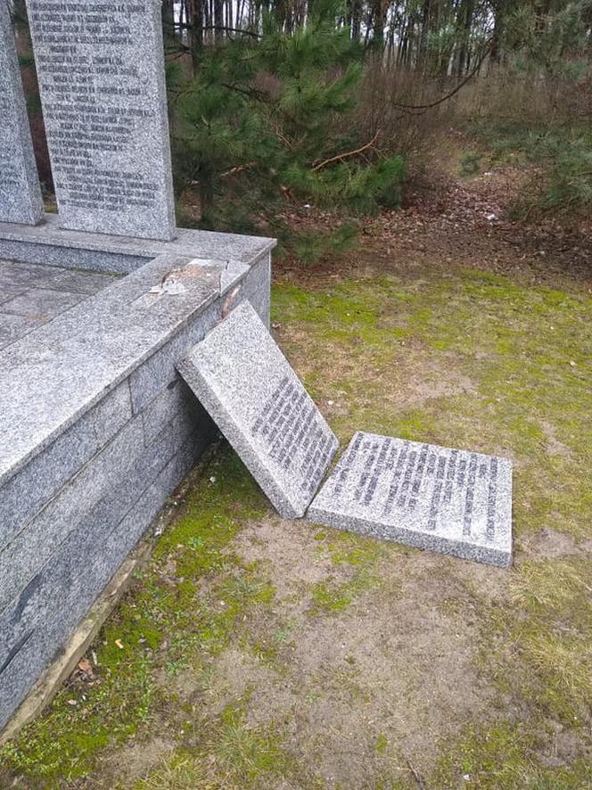 Znów zdewastowano Cmentarz Żołnierzy Armii Radzieckiej w Rawiczu