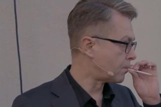 Absurdalny występ Macieja Maciaka podczas debaty Super Expressu