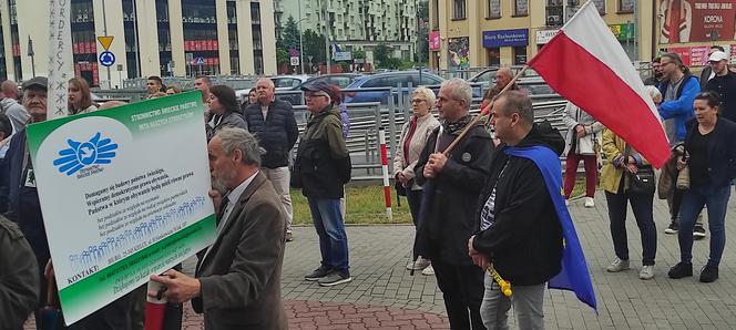 Protest kobiet "Ani jednej więcej!" w Kielcach (14 czerwca 2023)