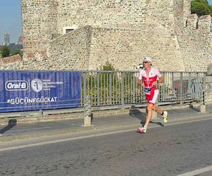 Dwóch młodych bydgoszczan wróciło z wielkim sukcesem z Mistrzostw Europy i Azji w Triathlonie w Stambule