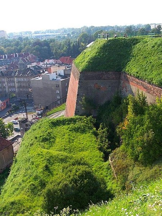 Twierdza Kłodzko - zwiedzanie, tunele. Galeria, cennik biletów 2023, godziny otwarcia, parking