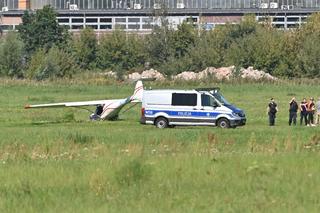 Wypadek awionetki na lotnisku w Szczecinie Dąbiu. Na pokładzie były dwie osoby