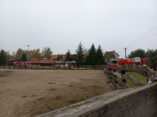 Duże straty po pożarze na Ranczo Smyczyna. „Mamy szereg umów z naszymi gośćmi i zamierzamy się z nich wywiązać”