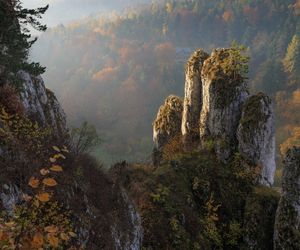 Ten park narodowy nazywany jest polską Szwajcarią. Jesienią zyskuje szczególny urok!