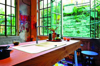 Jak osadzić zlew w blacie?