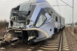 Zderzenie pociągu z ciężarówką. Skład PKP Intercity się wykoleił!