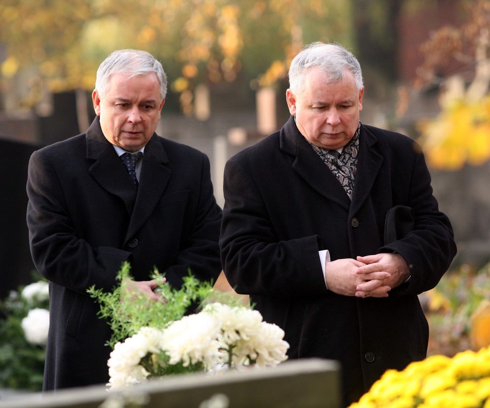 Tak wygląda grób ojca Kaczyńskich. Jest inny niż grób matki