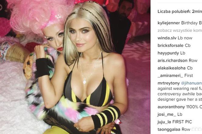 Kylie Jenner na urodzinach Christiny Aguilery