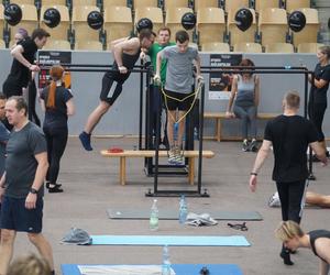 Ponad 300 osób ćwiczyło na SISU Arenie. Za nami ogólnopolski trening kalisteniki! 