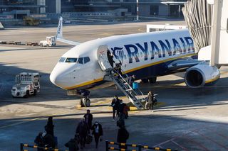 Ryanair odwołuje loty z Modlina. Drastyczne cięcia, trasy zawieszone