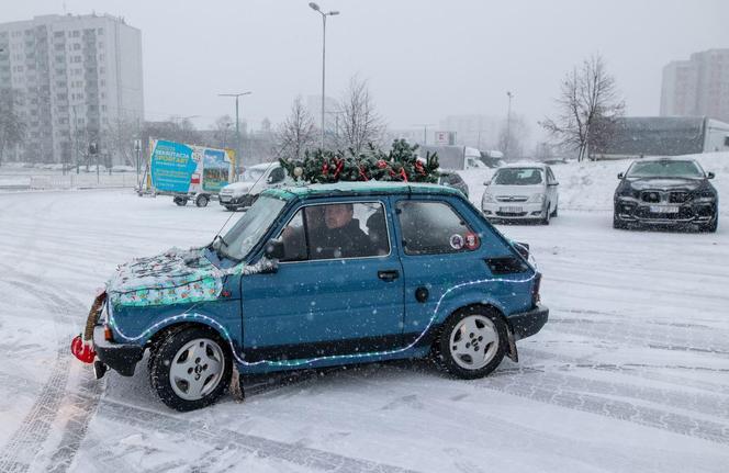 Parada Świątecznych Samochodów w Tychach
