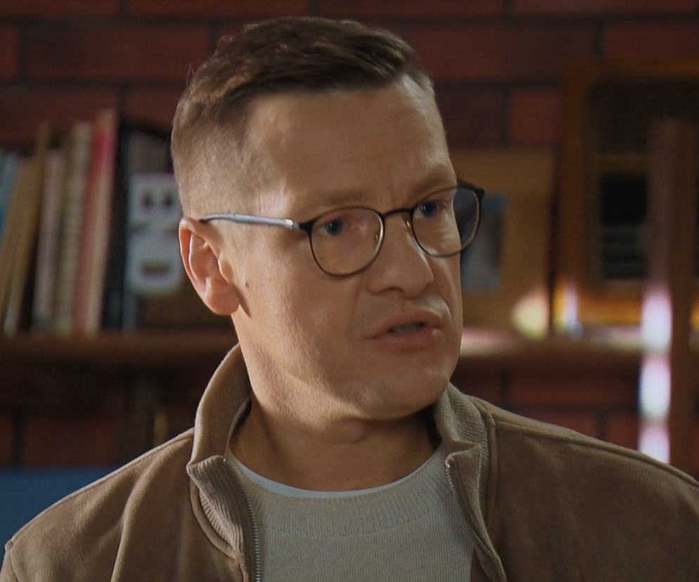 M jak miłość. Marcin Mroczek przyznał się do poważnej kontuzji. l Jak on daje z tym radę na planie? - ZDJĘCIA, WIDEO