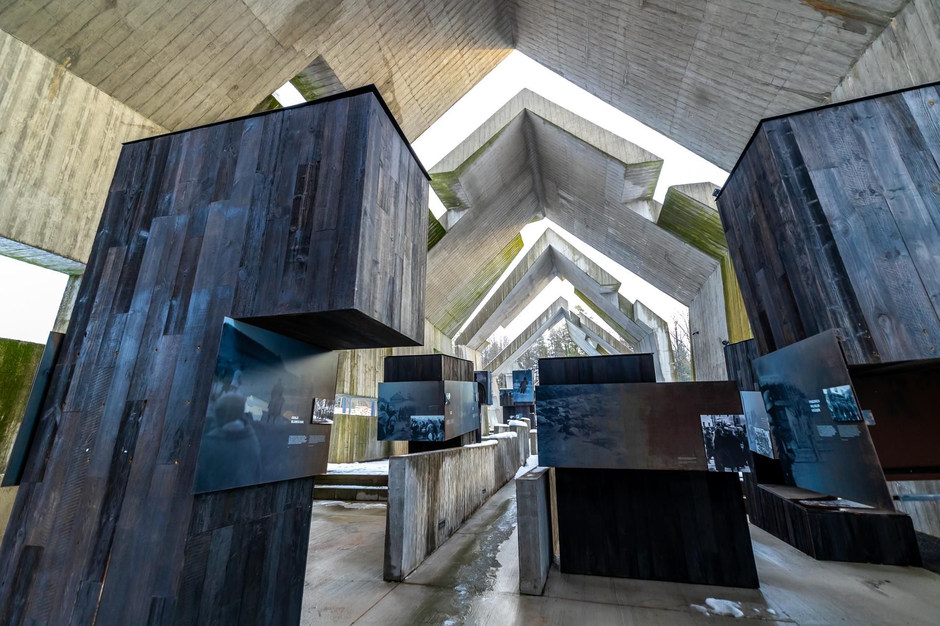 Mauzoleum Martyrologii Wsi Polskich w Michniowie