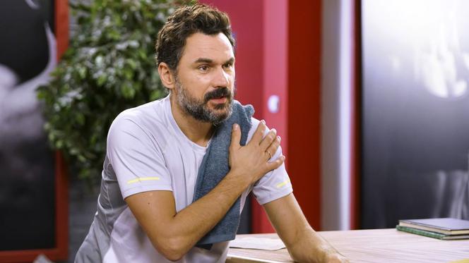 Barwy szczęścia, odc. 2053. Piotr Walawski (Piotr Jankowski)