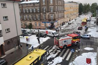 Kilkaset interwencji strażaków po nawałnicach. IMGW ostrzega przed kolejnymi burzami