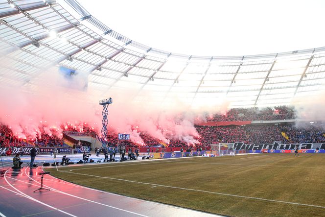 Nie tak miało być. Kompromitacja Niebieskich na Stadionie Śląskim. Wisła rozniosła Ruch Chorzów