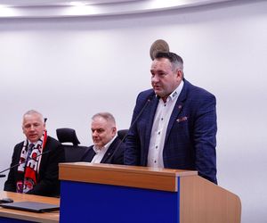 Siatkarze KPS-u z medalami na szyi, dziękowali kibicom za udany sezon