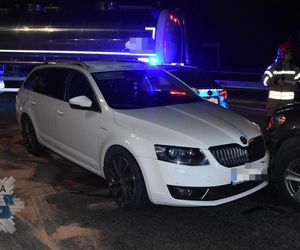 Ukradł samochod i zderzył się z BMW na trasie S8. 48-latek miał aż 3 promile